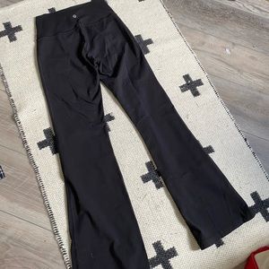 Lululemon Yoga Pants